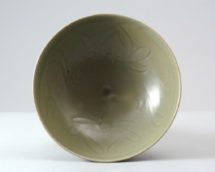 Greenware bowl with lotus decorationfront