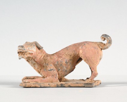 Figure of a crouching dogfront