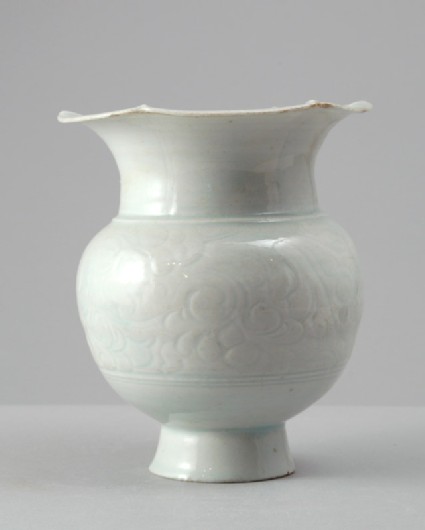 White ware vase with lobed rim and floral decorationfront