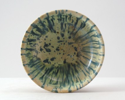 Bowl with blue splash decorationfront