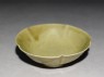 Greenware five-lobed dish (oblique)