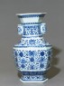 Blue-and-white hexagonal vase with floral decoration (side)