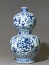 Blue-and-white vase in double-gourd form (side)