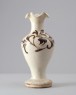 Cizhou ware vase with floral decoration and foliated rim (oblique)