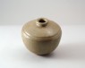 Greenware jar (oblique)